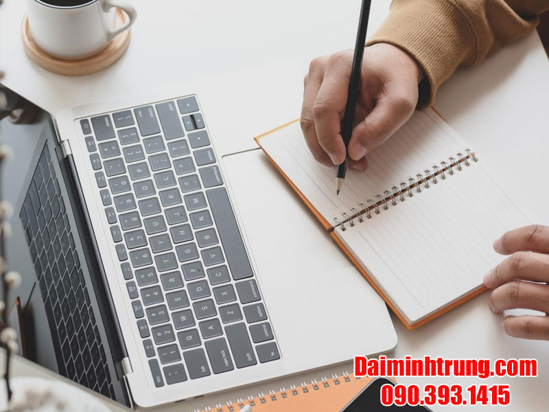 nguyen nhan laptop bi giat lag man hinh